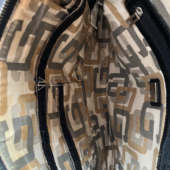 GUESS purse READ DESCRIPTION AND SEE IMAGES Guess bag guess purses black bag - Picture 6 of 8